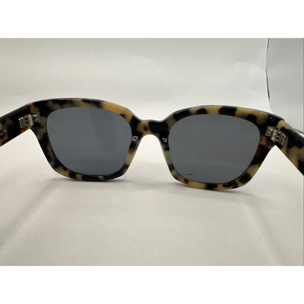 Warby Parker Aubrey N195 Eyeglass FRAMES ONLY Light Tortoise. 51-19-142. Used!